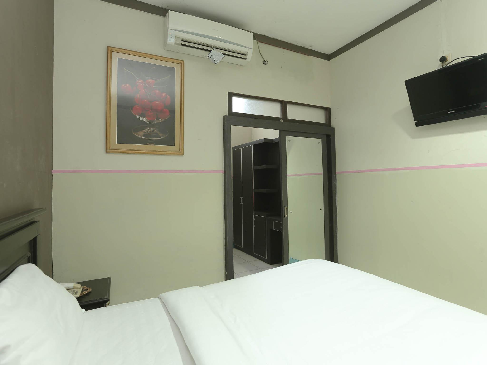 Urbanview Hotel Kharisma Banjarmasin Banjarmasin  Bagian luar foto