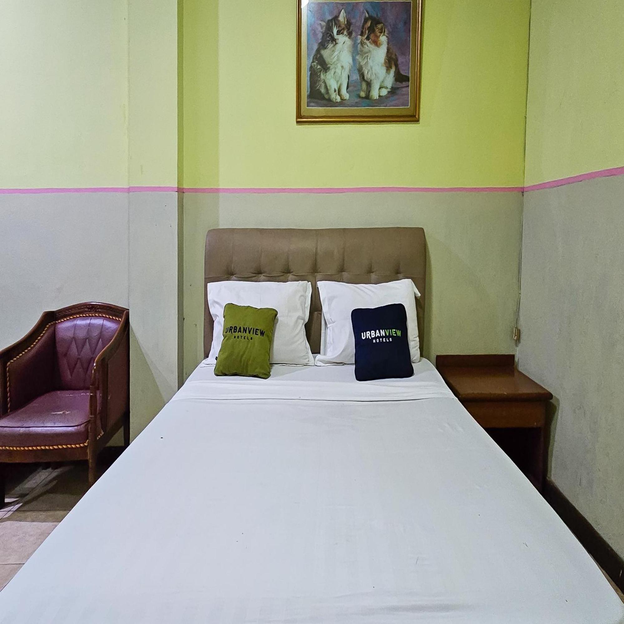 Urbanview Hotel Kharisma Banjarmasin Banjarmasin  Bagian luar foto