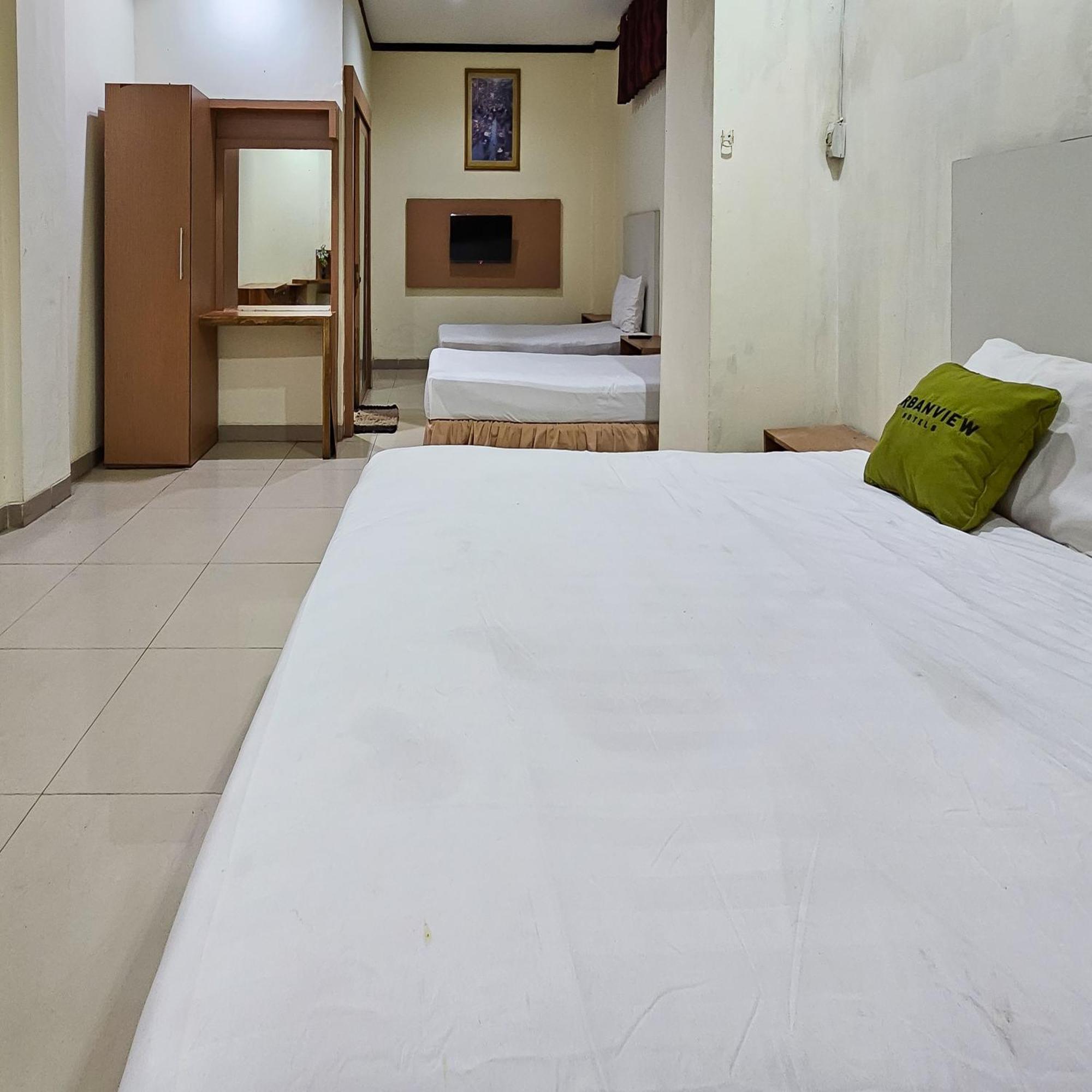 Urbanview Hotel Kharisma Banjarmasin Banjarmasin  Bagian luar foto