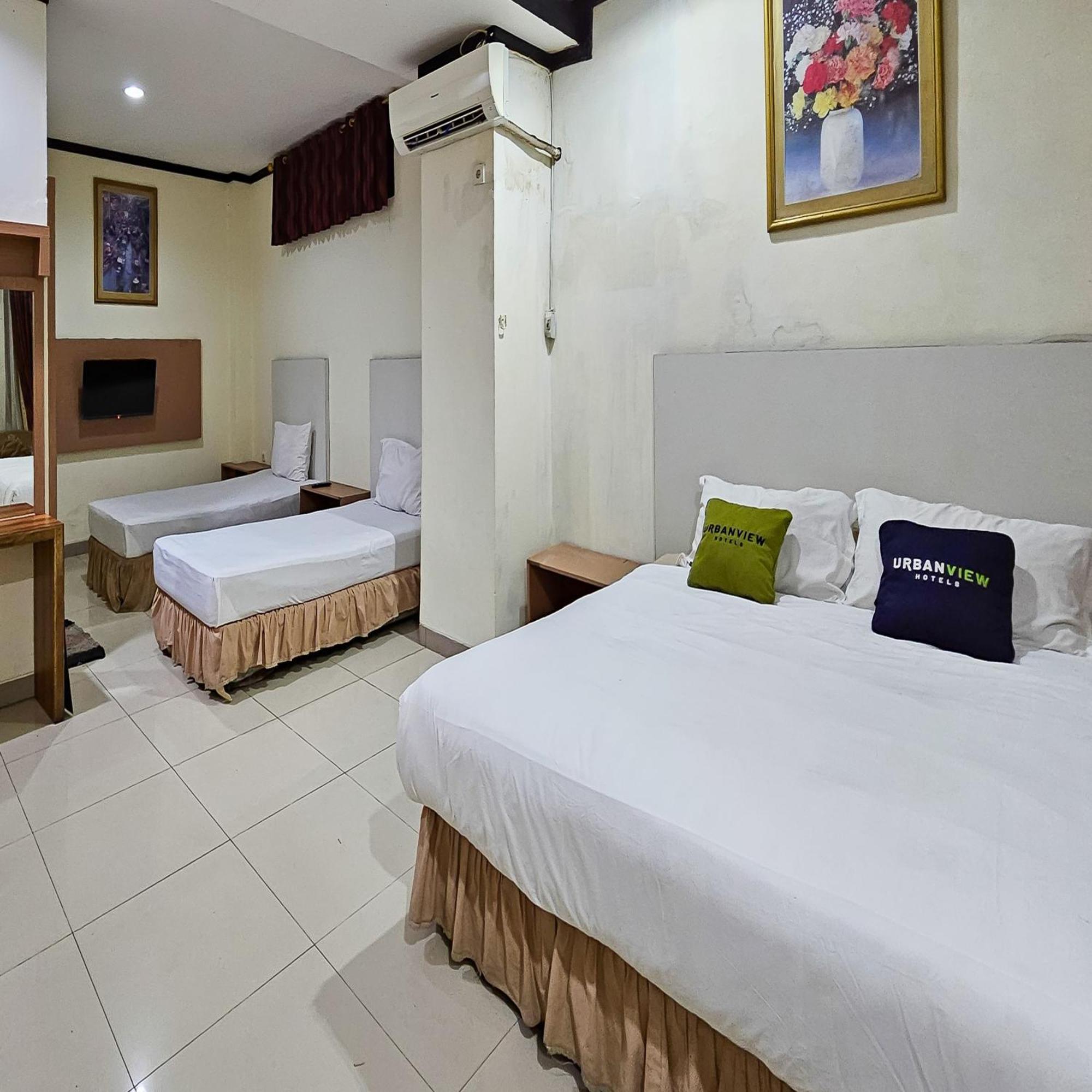 Urbanview Hotel Kharisma Banjarmasin Banjarmasin  Bagian luar foto