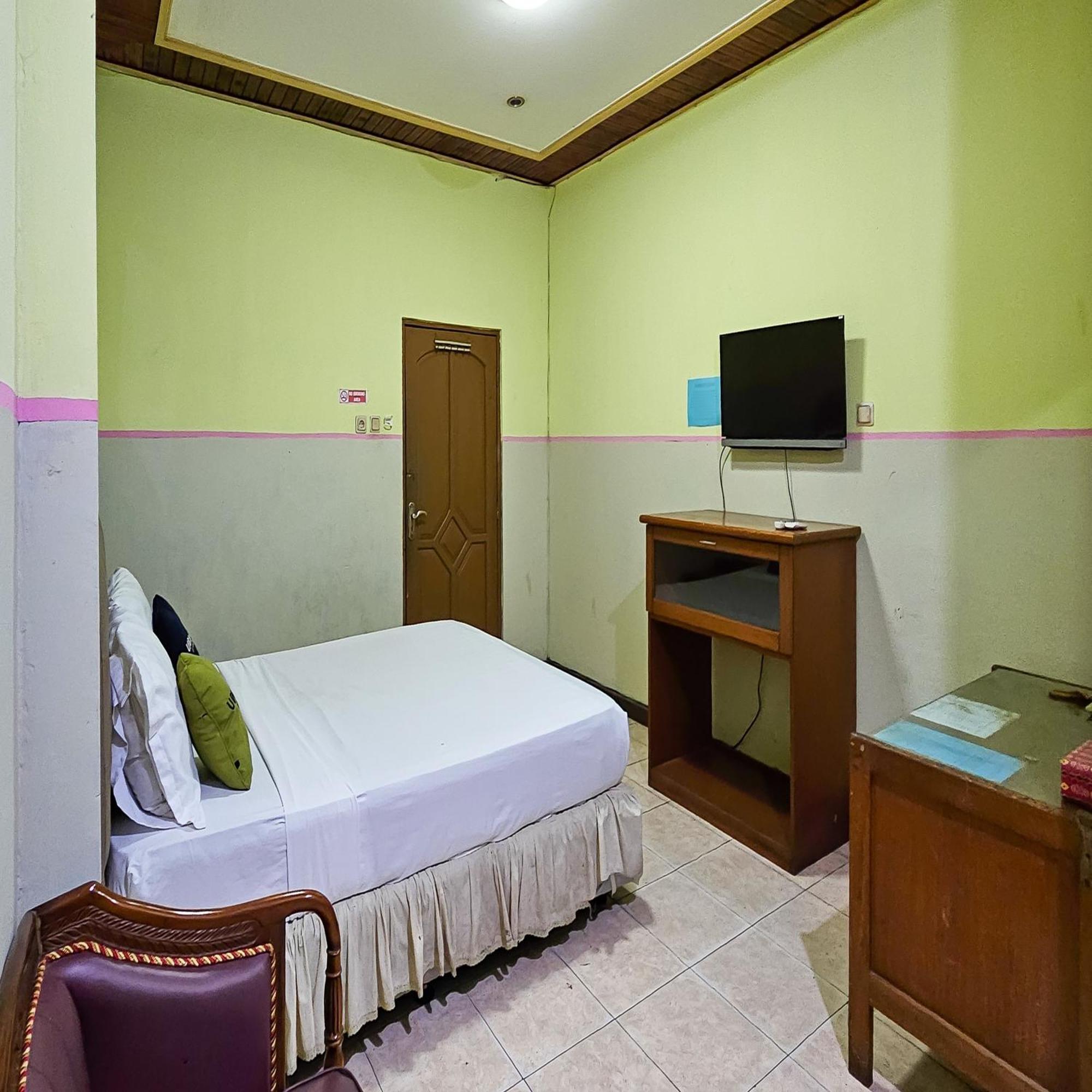 Urbanview Hotel Kharisma Banjarmasin Banjarmasin  Bagian luar foto